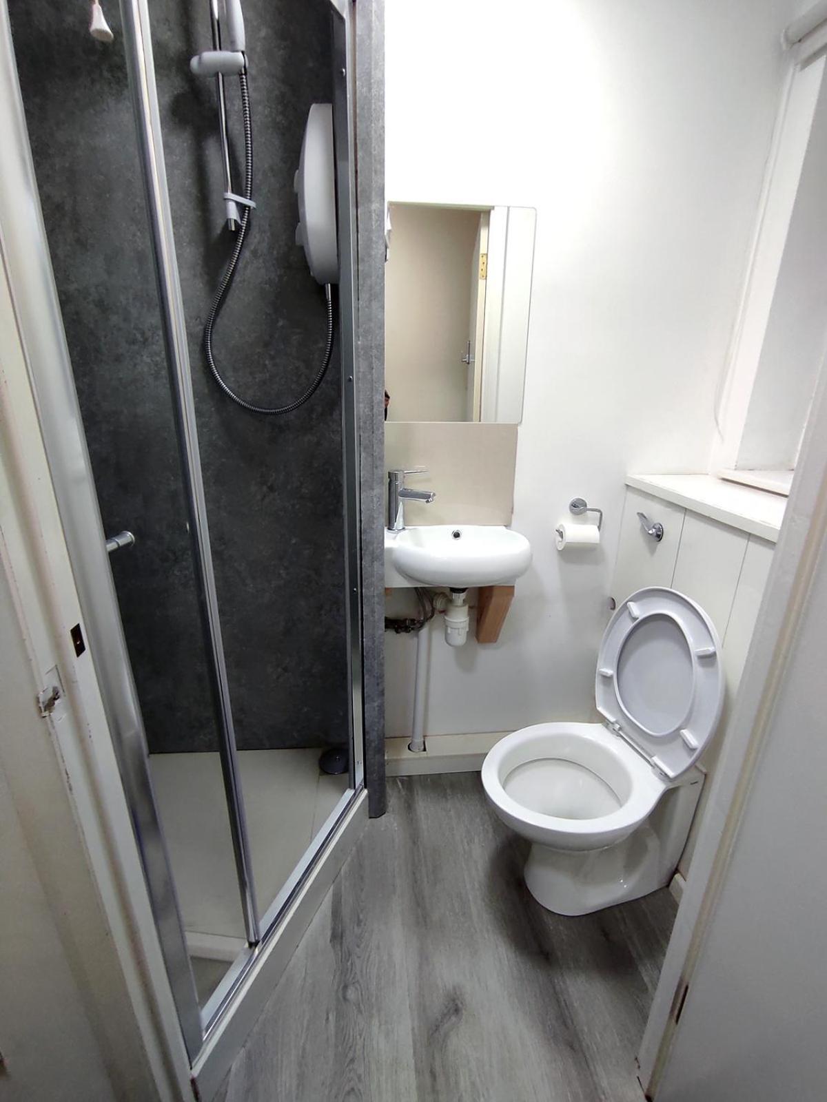 Osney Single Studio Only For One Adult Apartment Oxford Luaran gambar